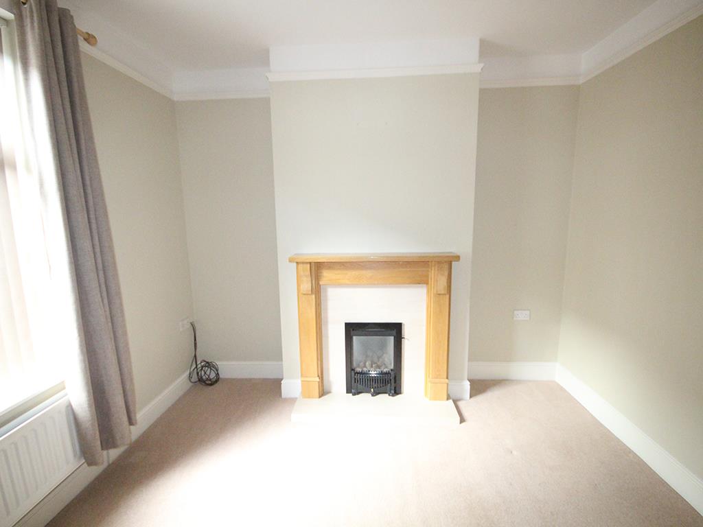 3 bedroom terraced house To Let in Barnoldswick - IMG_1471.jpg
